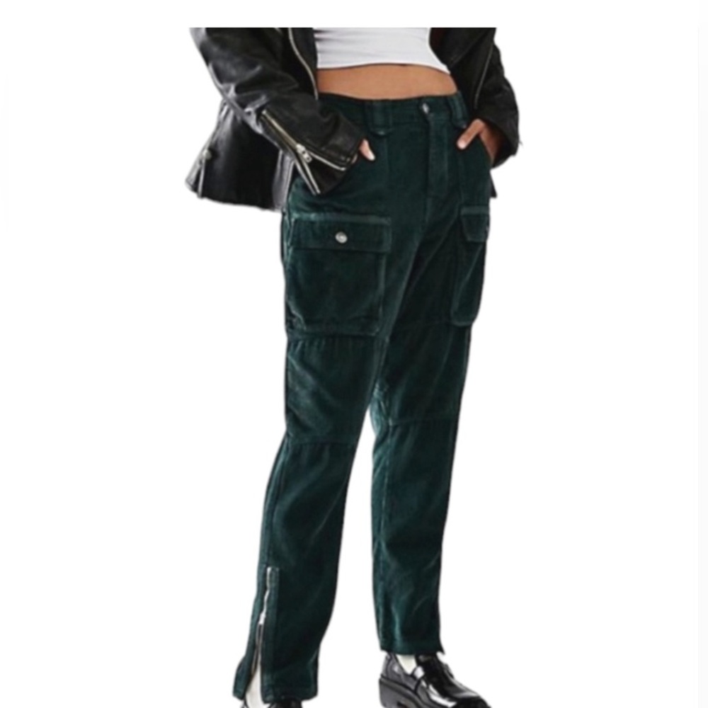 FREE PEOPLE We The Free LONDON IS CALLING corduroy pants size 30 green